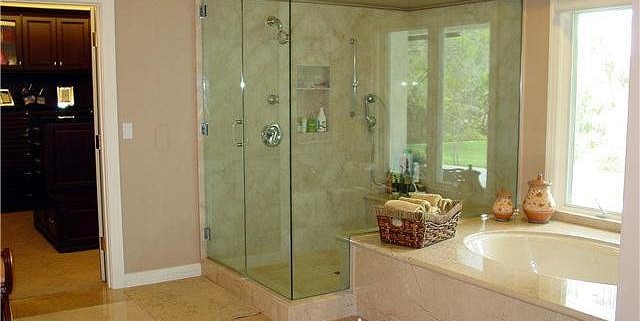 Frameless shower doors are trending